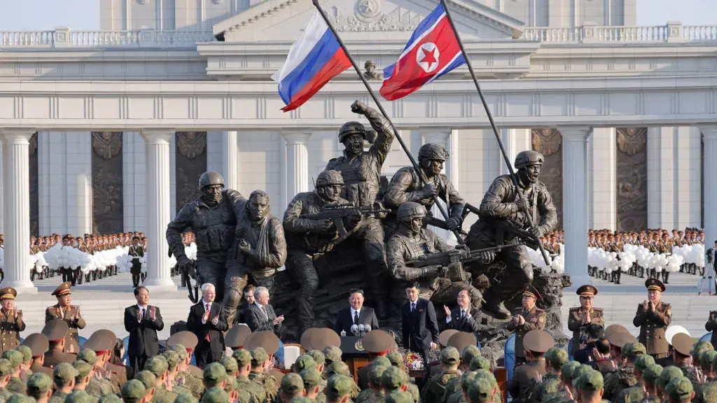 Uroczystość w Pjongjangu. (Fot. KCNA via Reuters)