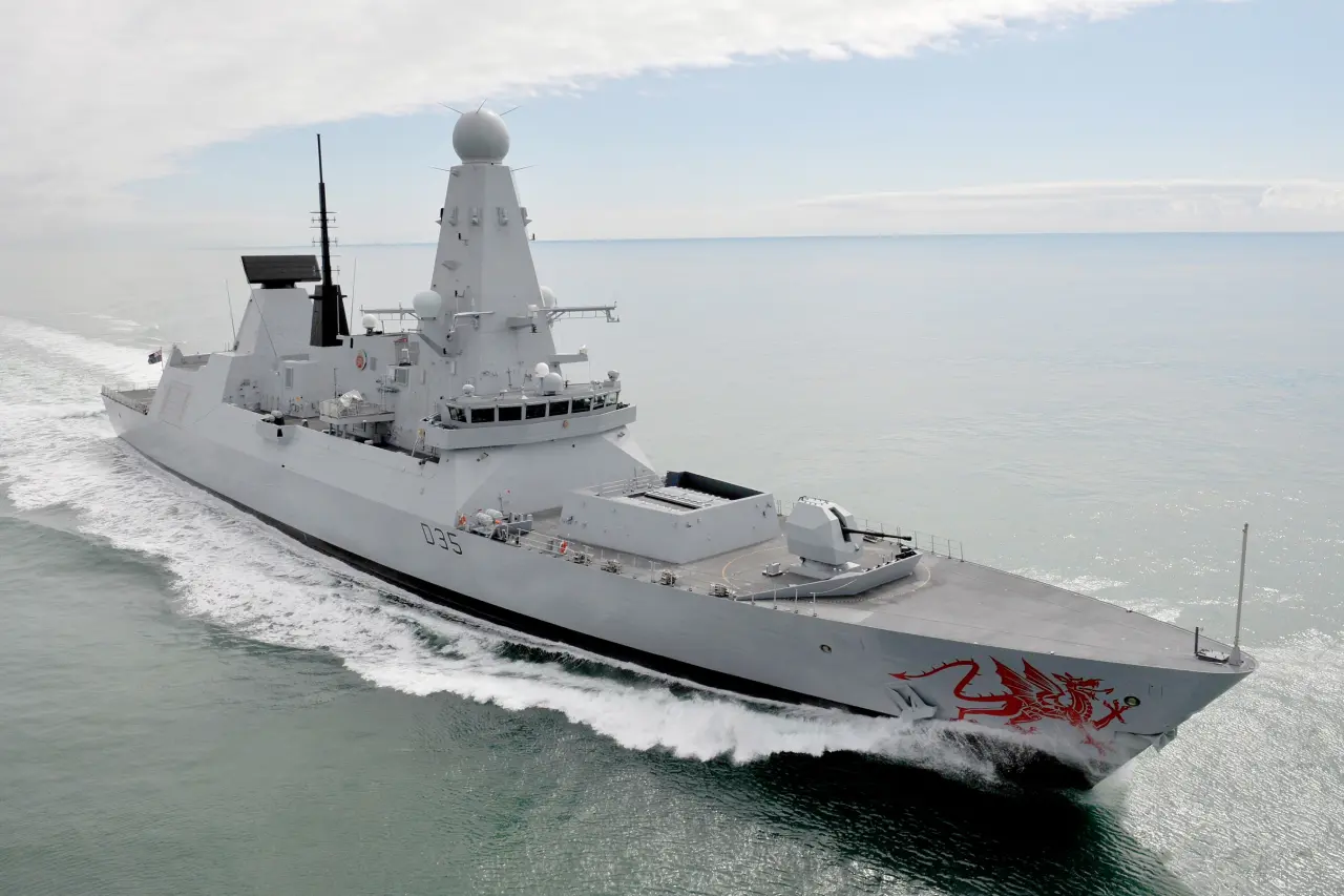 Niszczyciel HMS Dragon typu 45, Źródło: MOD/Nicky Wilson