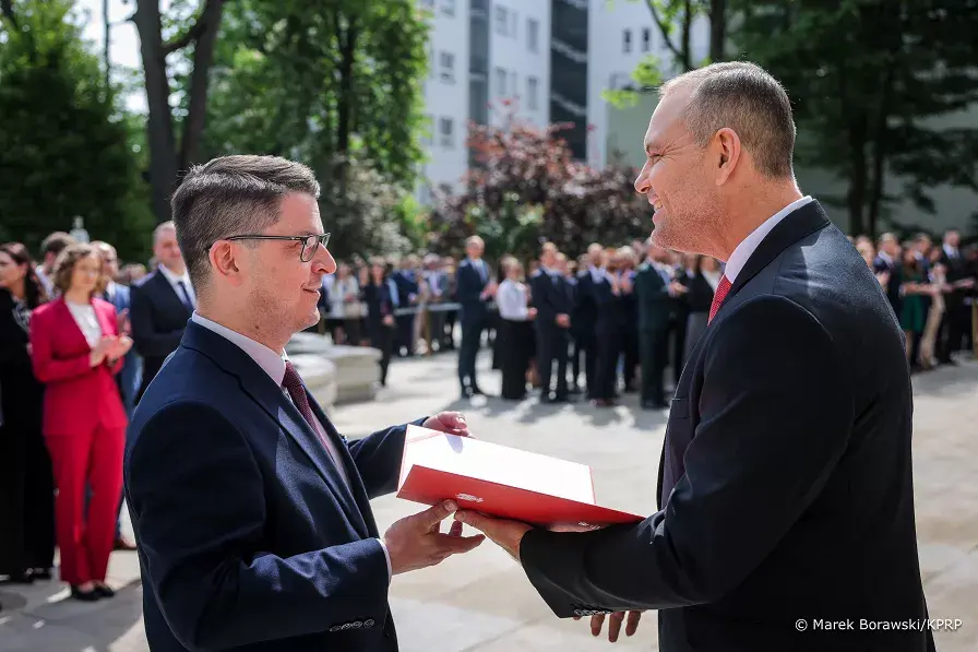 Zdjęcie z nominacji, Źródło: Prezydent.pl