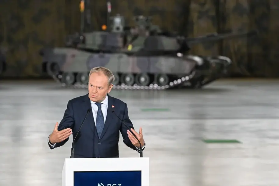 Tusk w WZL Dęblin, Źródło: RMF24