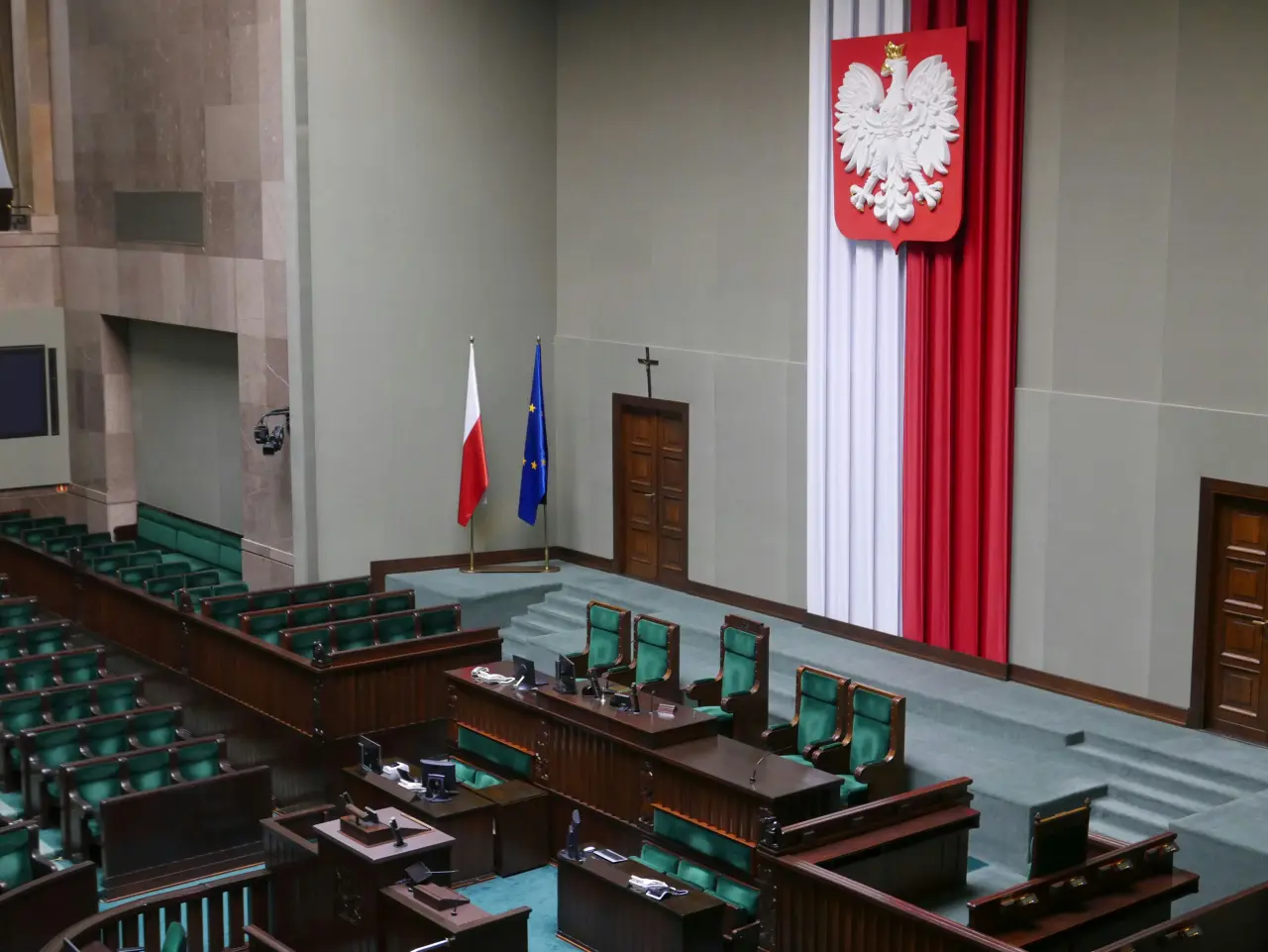 Sejm, Źródło: